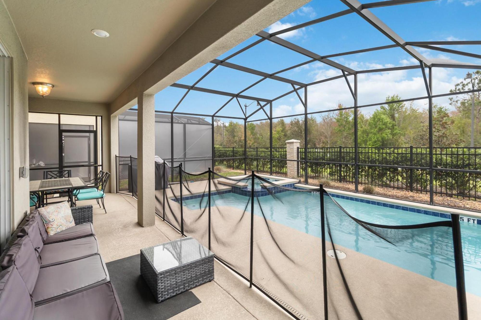 Storey Lake Resort, Private Pool, And Much More!! كيسيمي المظهر الخارجي الصورة